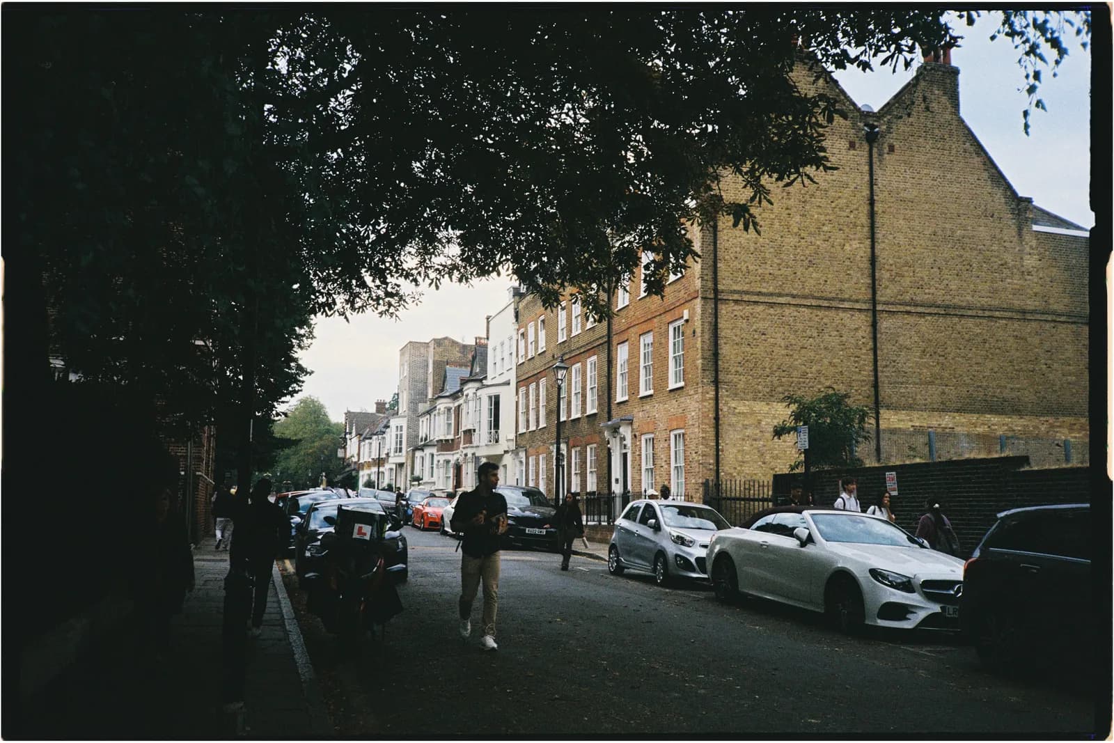 Film photograph shot on Kodak UltraMax 400 with a Konica Big Mini BM-201 by Zigao Wang