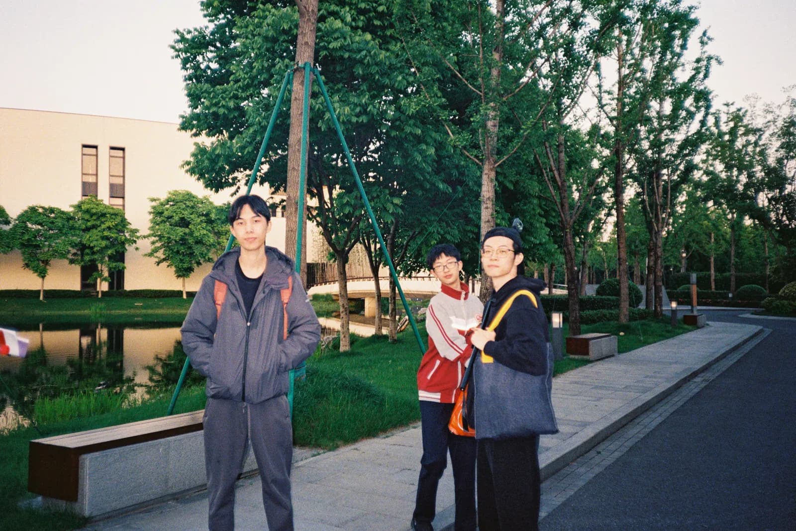 Film photograph shot on Kodak UltraMax 400 with a Canon Autoboy FXL by Febe Mo