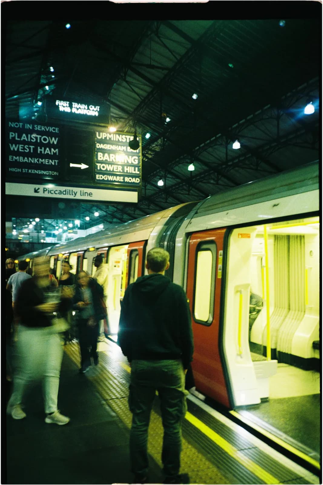 Film photograph shot on Kodak Gold 200 with a Konica Big Mini BM-201 by Zigao Wang