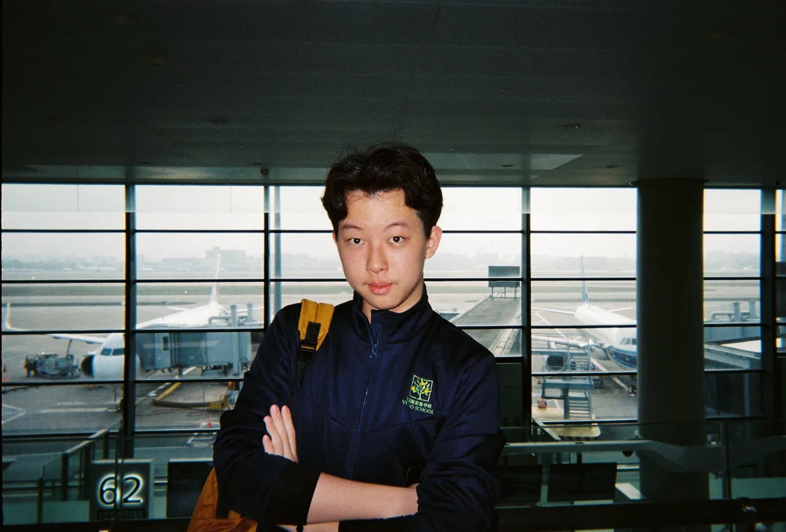 Film photograph shot on Fujifilm Fujicolor 400 with a Fujifilm QuickSnap Flash 400 by JJ Wang
