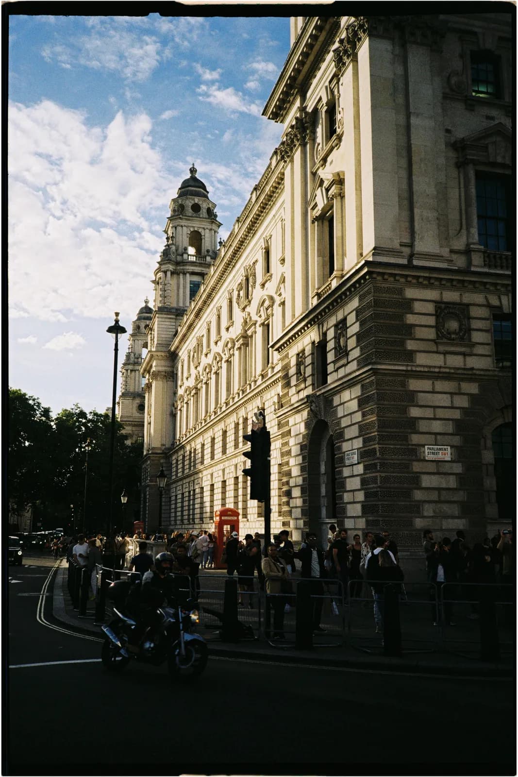 Film photograph shot on Kodak Gold 200 with a Konica Big Mini BM-201 by Zigao Wang