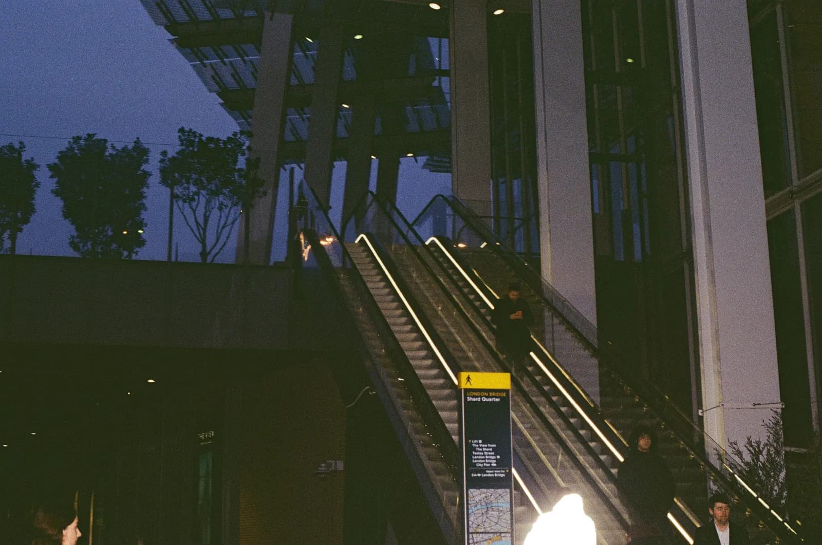 London Trip — film photograph shot on Kodak Gold 200 with a Canon AE-1 Program by Casper Lee