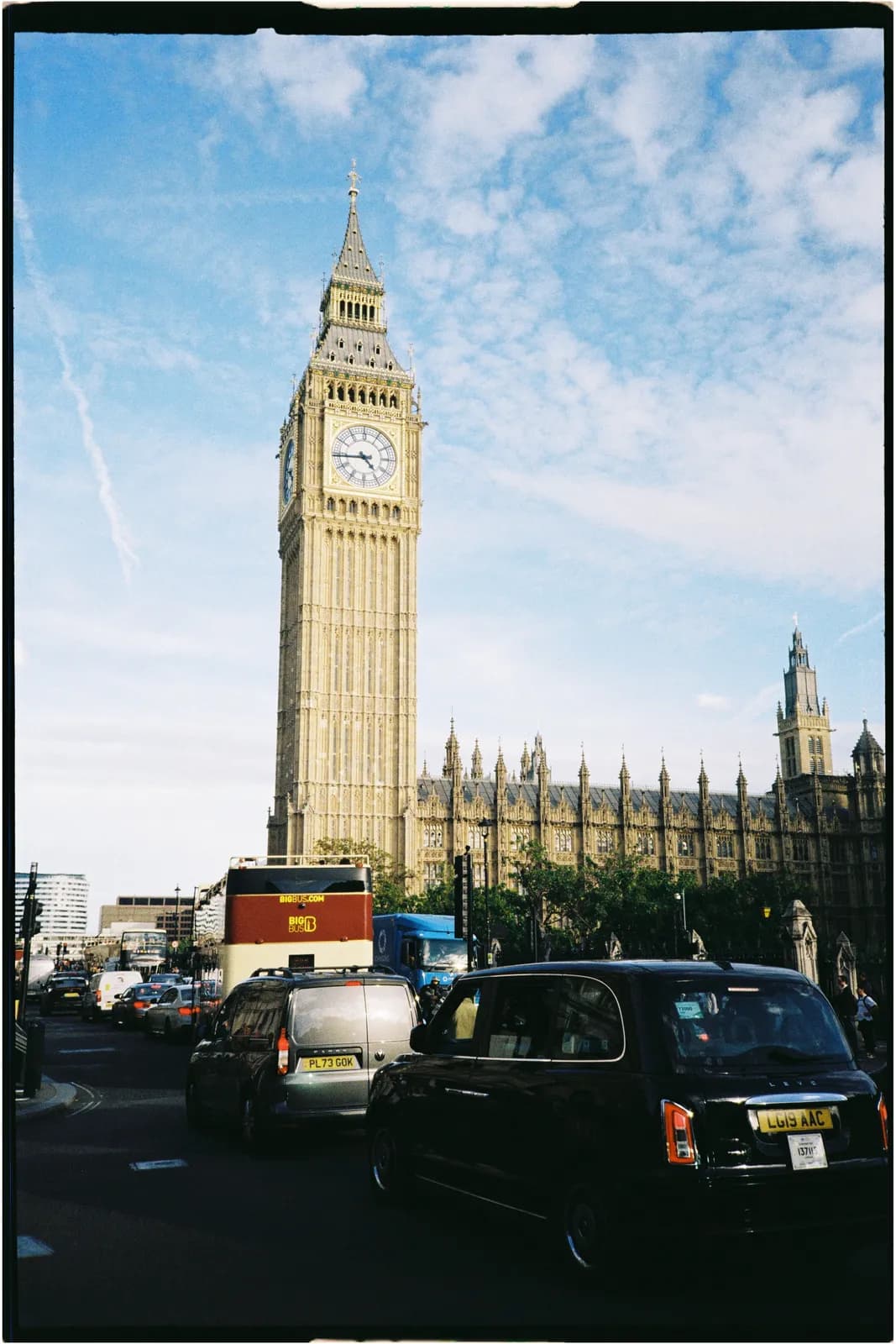 Film photograph shot on Kodak Gold 200 with a Konica Big Mini BM-201 by Zigao Wang
