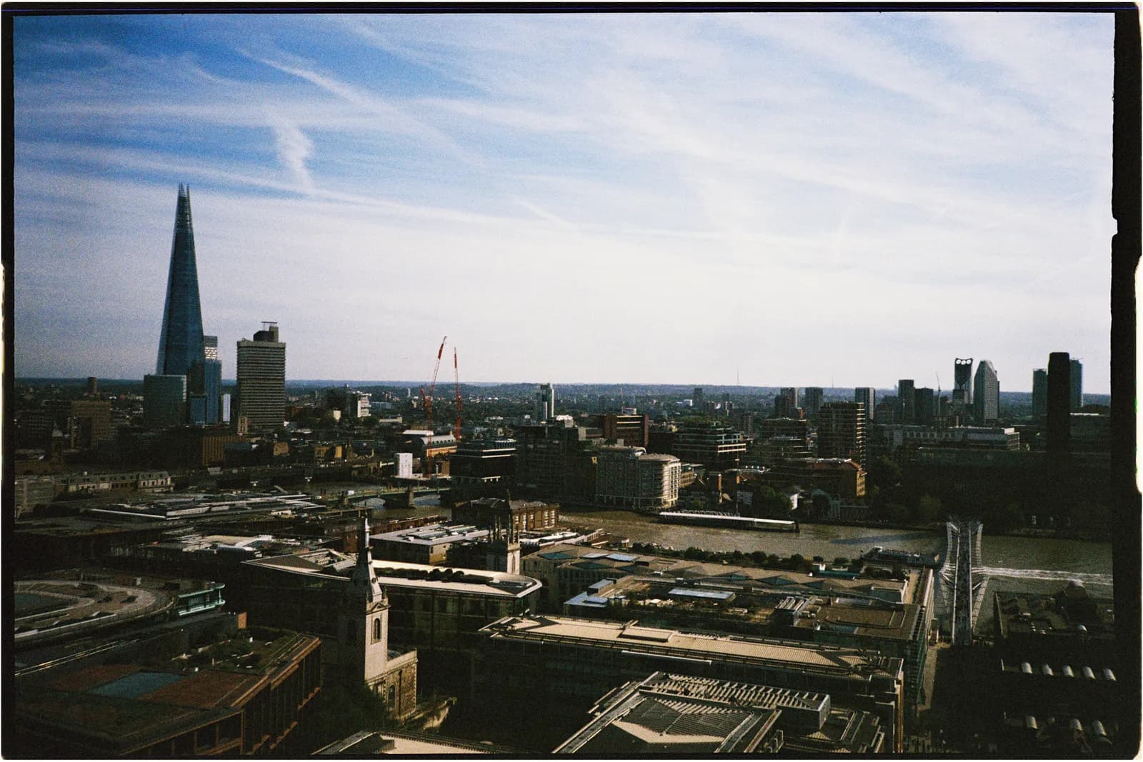 Film photograph shot on Kodak UltraMax 400 with a Konica Big Mini BM-201 by Zigao Wang