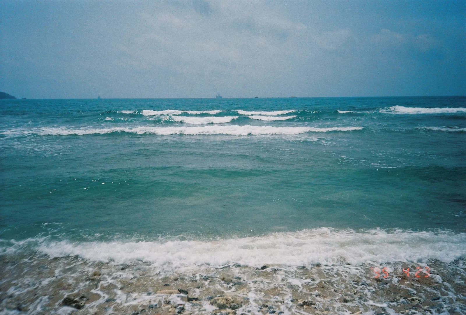 Film photograph shot on Kodak Gold 200 with an Olympus Mju-I by CJ Liu