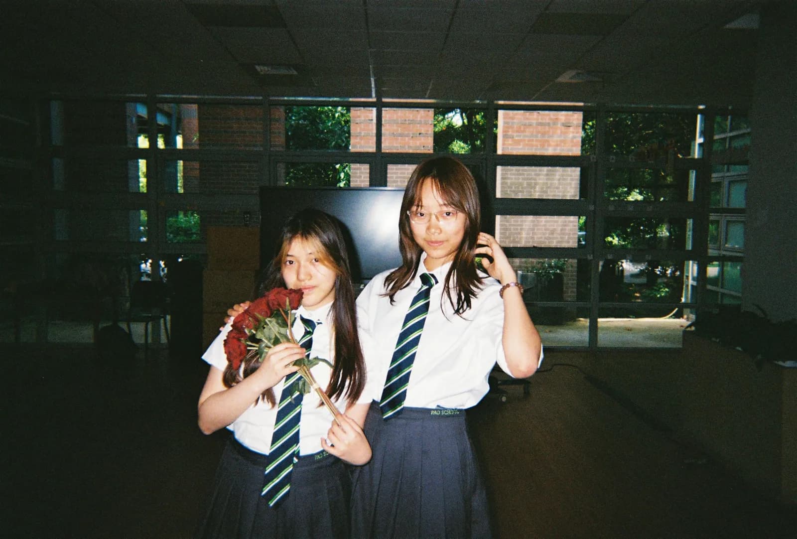Film photograph shot on Fujifilm Fujicolor 400 with a Fujifilm QuickSnap Flash 400 by JJ Wang
