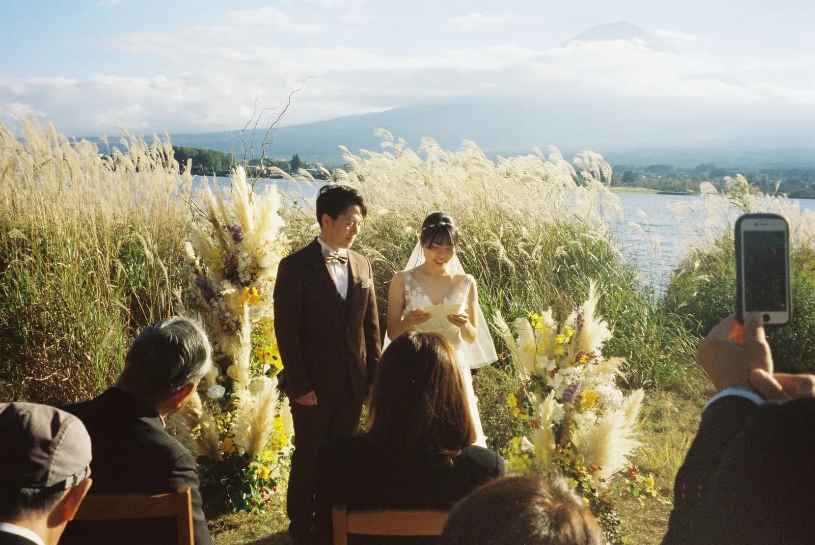 Film photograph shot on Kodak Gold 200 with a Pentax Espio 120 by lyu