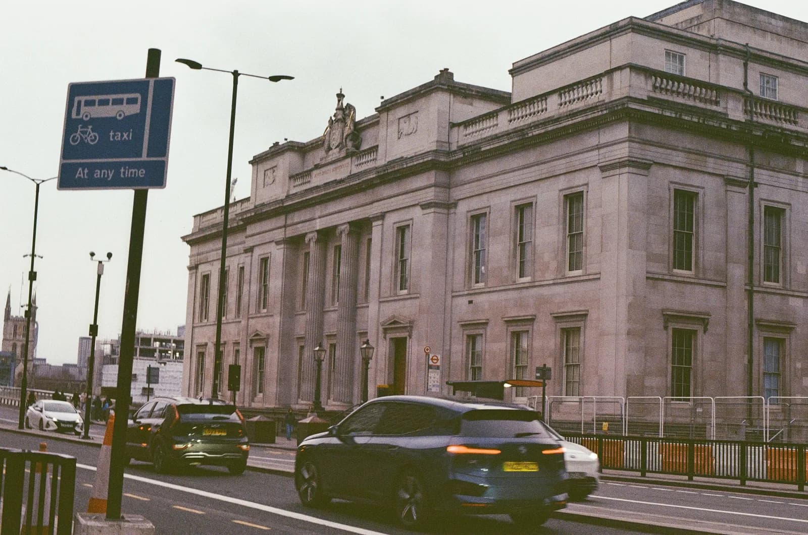 London Trip — film photograph shot on Kodak Gold 200 with a Canon AE-1 Program by Casper Lee
