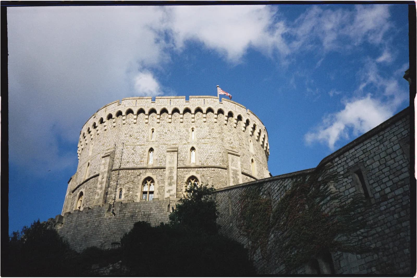 Film photograph shot on Candido 400 with a Konica Big Mini BM-201 by Zigao Wang