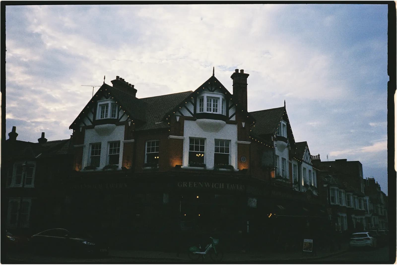 Film photograph shot on Kodak UltraMax 400 with a Konica Big Mini BM-201 by Zigao Wang