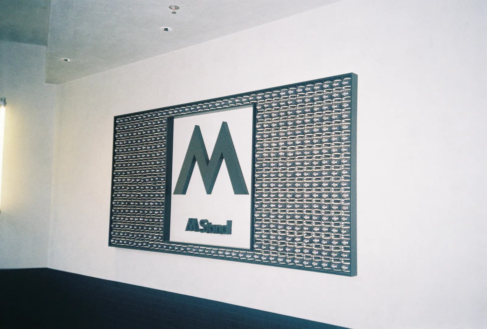 Film photograph shot on Kodak Gold 200 with an Olympus Mju-I by CJ Liu
