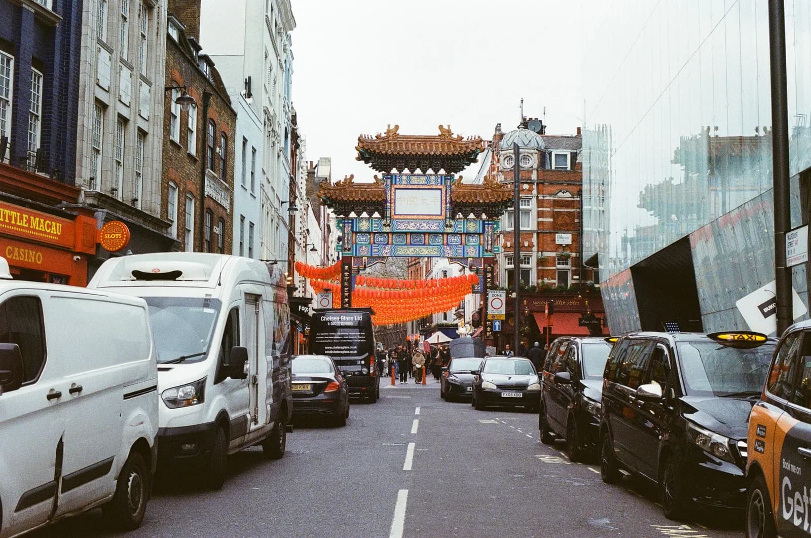 Stonehenge | London — film photograph shot on Kodak UltraMax 400 with a Canon AE-1 Program by Casper Lee