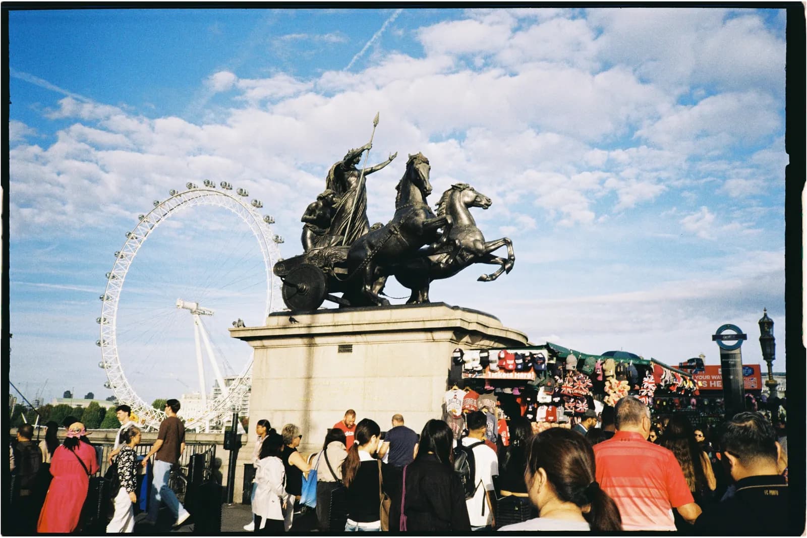 Film photograph shot on Kodak Gold 200 with a Konica Big Mini BM-201 by Zigao Wang