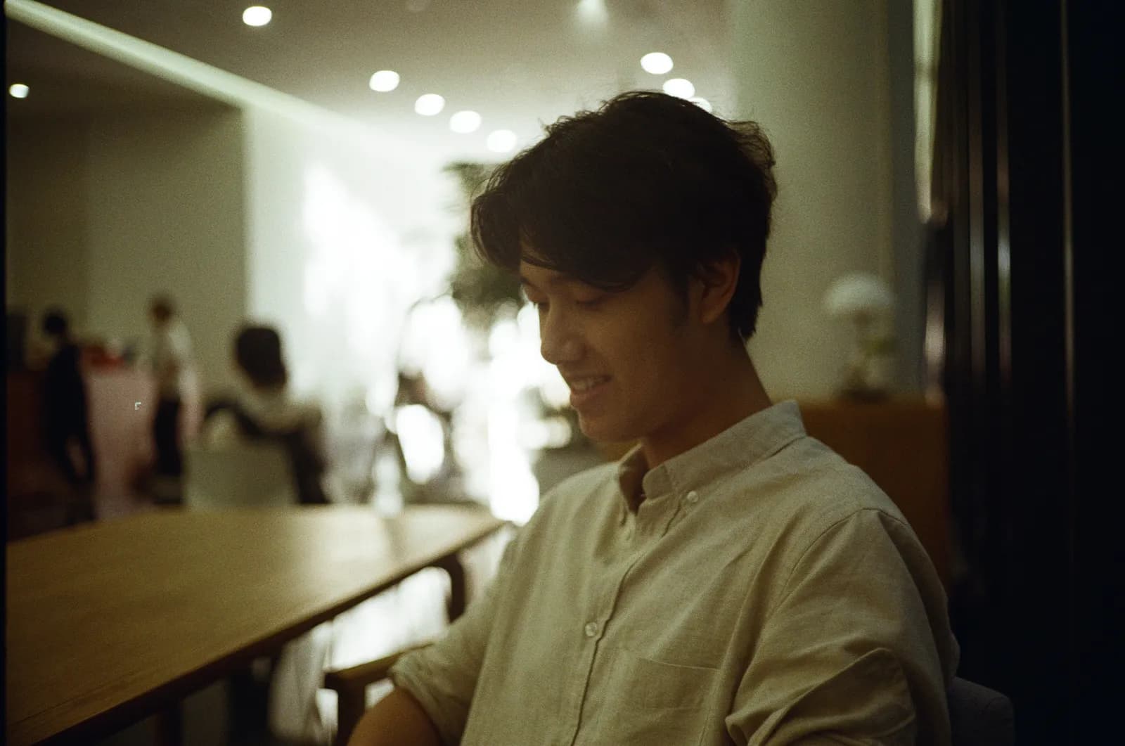 Film photograph shot on Kodak Gold 200 with an Olympus 35 SP by Barry Shawn