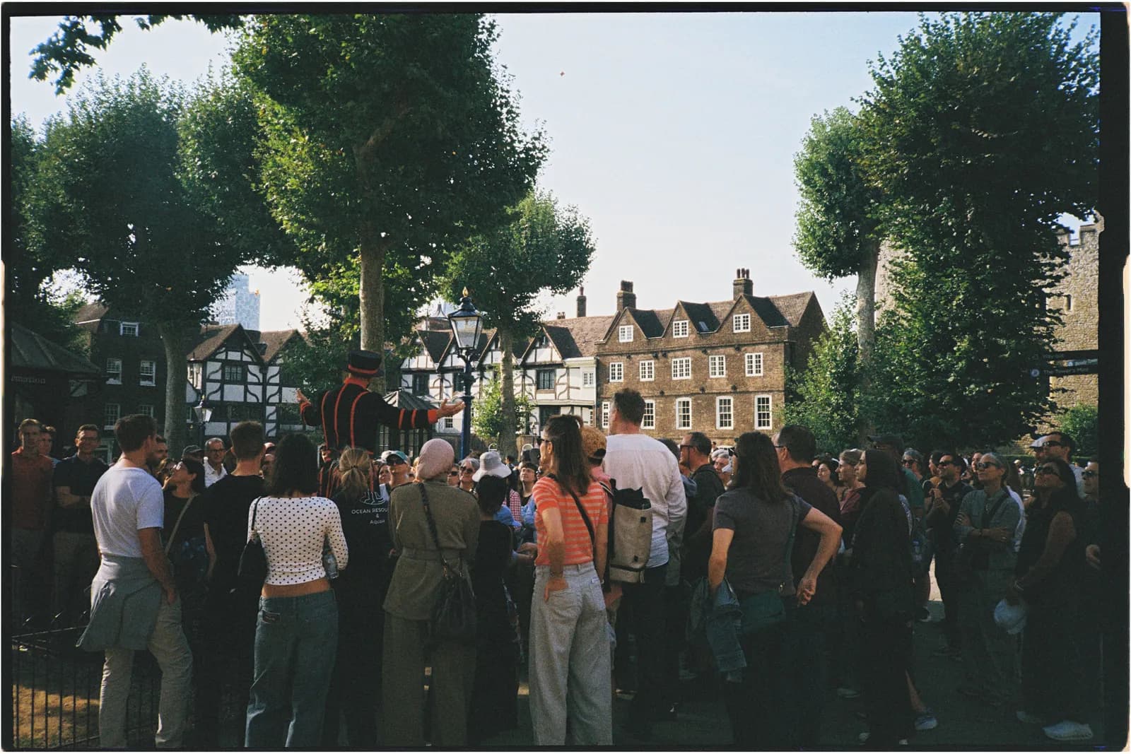 Film photograph shot on Kodak UltraMax 400 with a Konica Big Mini BM-201 by Zigao Wang
