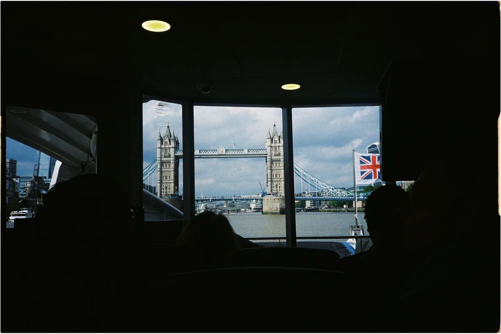 Film photograph shot on Kodak UltraMax 400 with a Konica Big Mini BM-201 by Zigao Wang