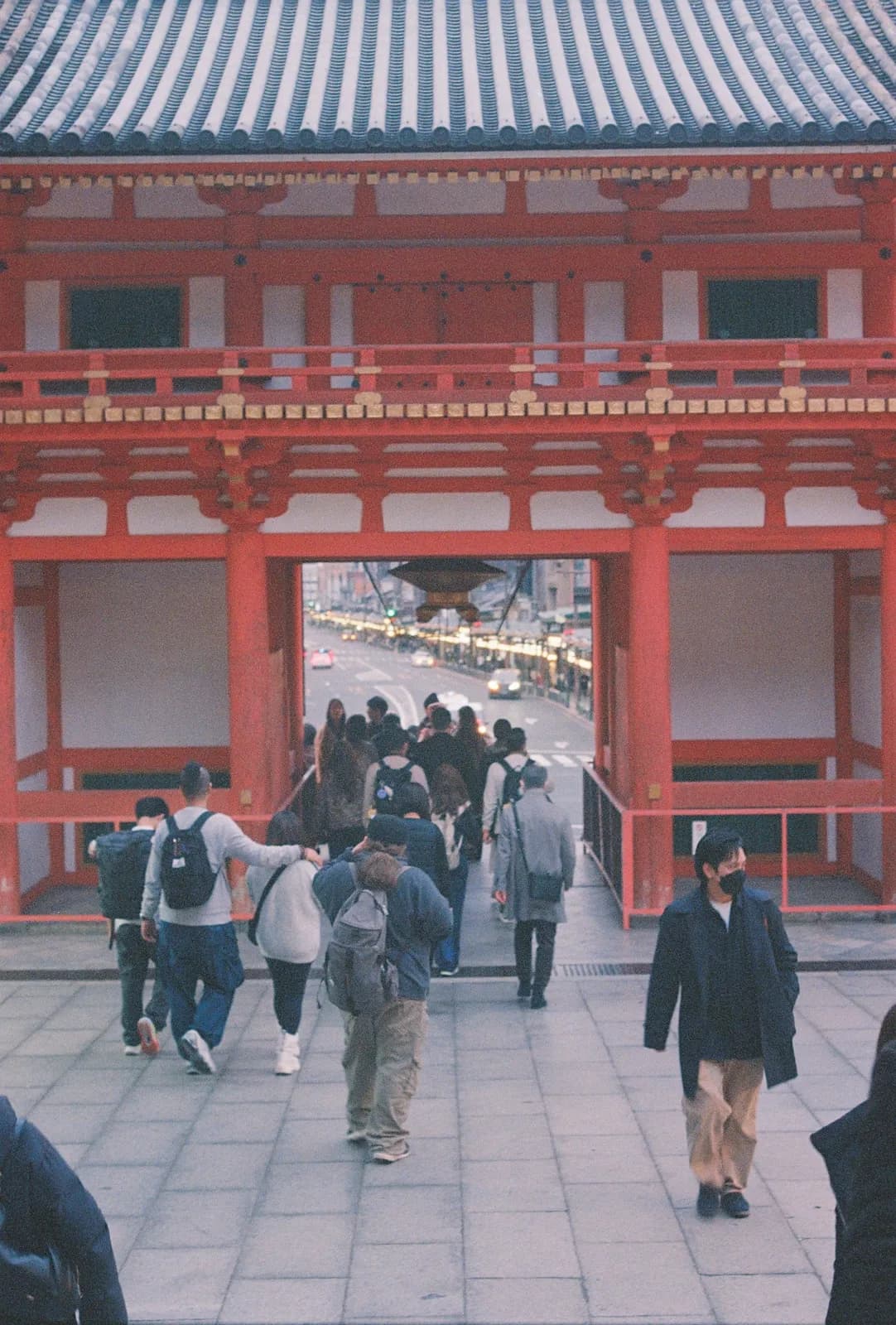 Film photograph shot on Lomography Color Negative 400 with a Canon AE-1 Program by Zigao Wang