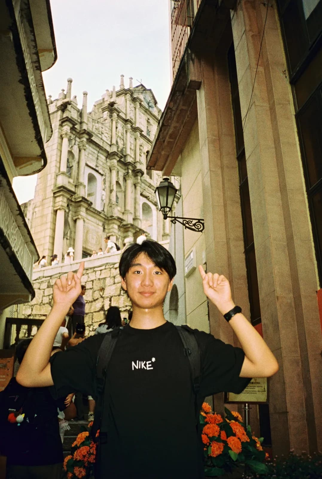 Film photograph shot on Lucky Color 400 with an Olympus Trip Panorama 2 by Zigao Wang