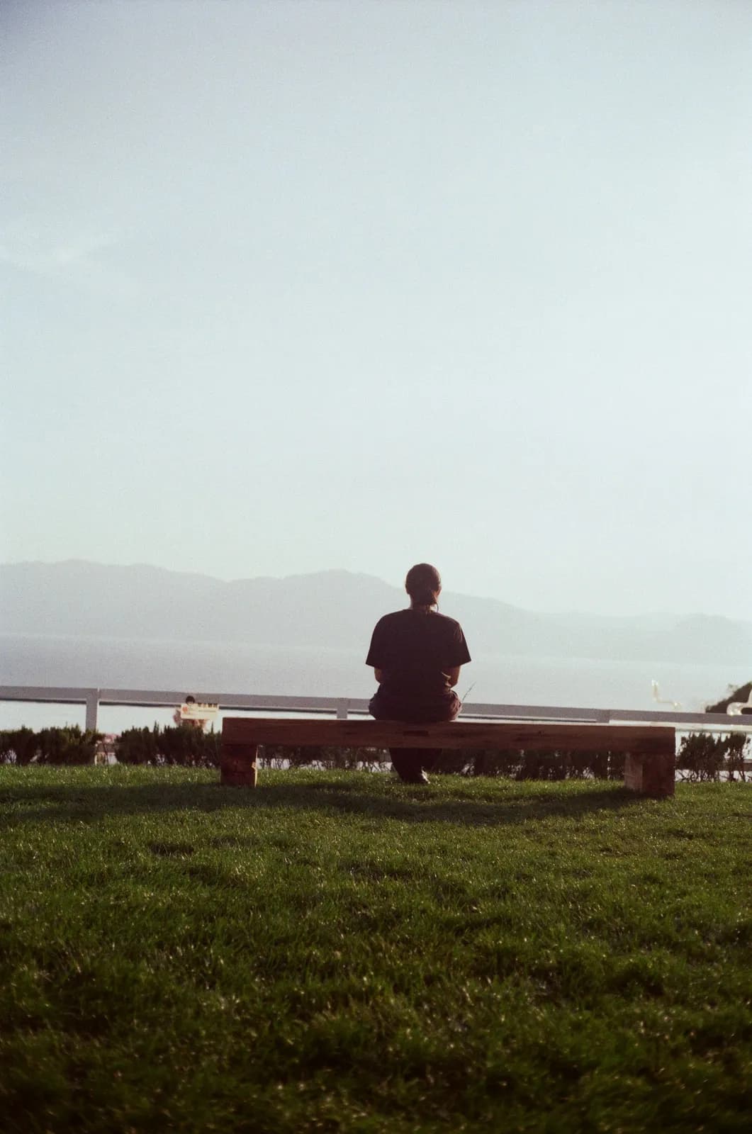 Film photograph shot on Kodak UltraMax 400 with an Olympus 35 SP by Barry Shawn