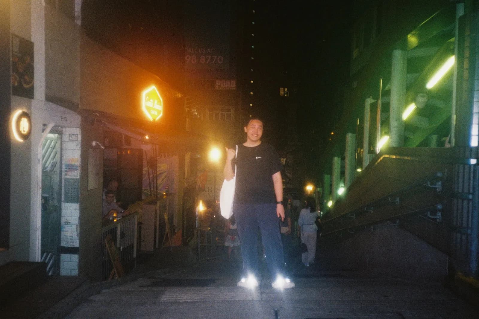 Film photograph shot on Kodak UltraMax 400 with a Canon Autoboy FXL by Febe Mo