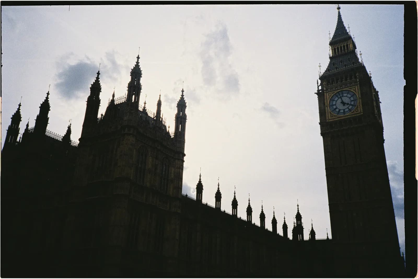 Film photograph shot on Kodak UltraMax 400 with a Konica Big Mini BM-201 by Zigao Wang