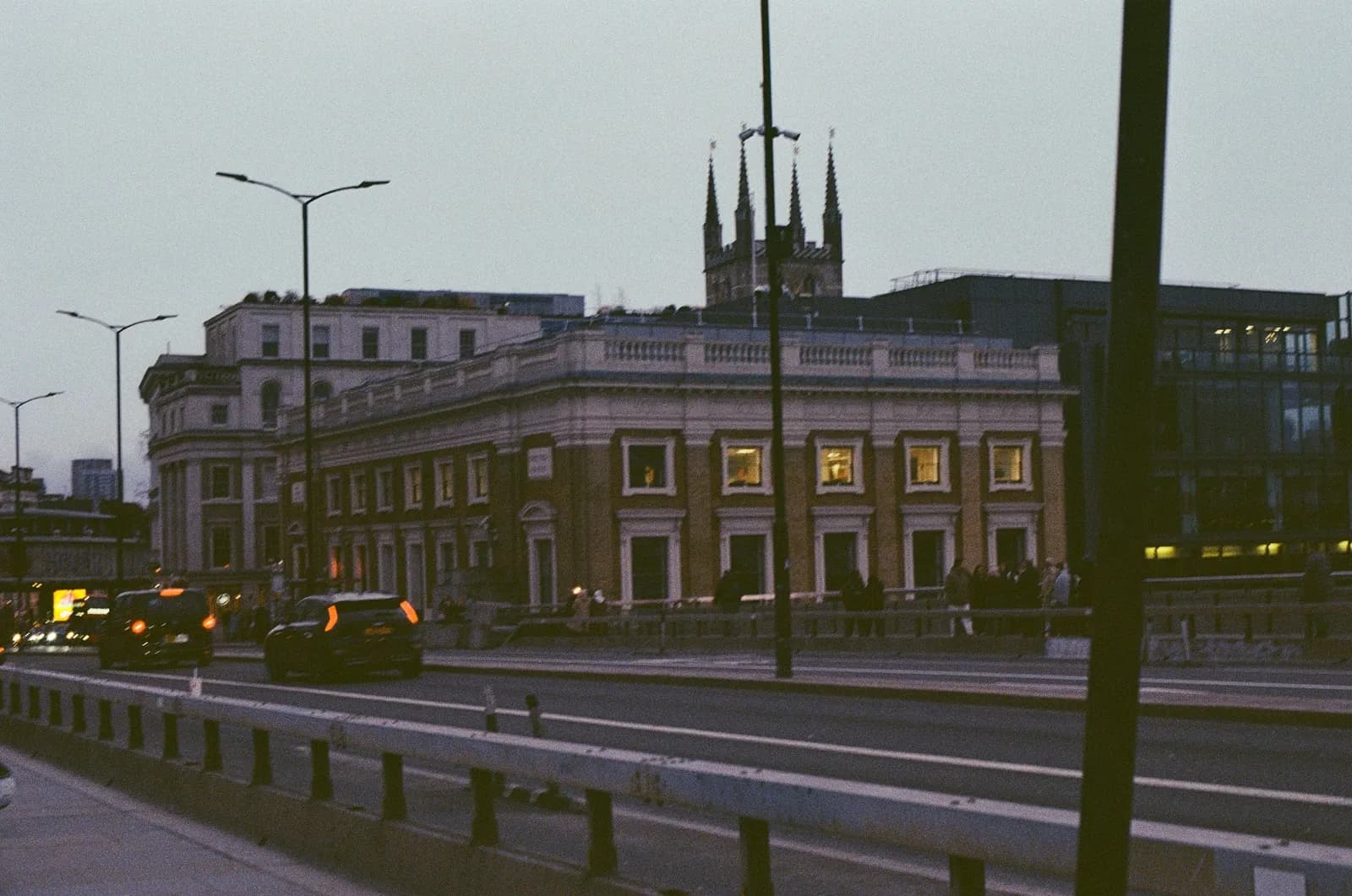 London Trip — film photograph shot on Kodak Gold 200 with a Canon AE-1 Program by Casper Lee