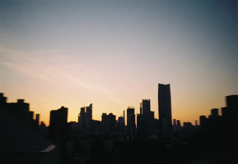 Film photograph shot on Kodak Gold 200 with an Olympus Mju-I by CJ Liu