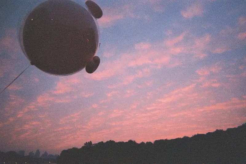 Film photograph shot on Kodak Gold 800 with a Kodak FunSaver by Max Du