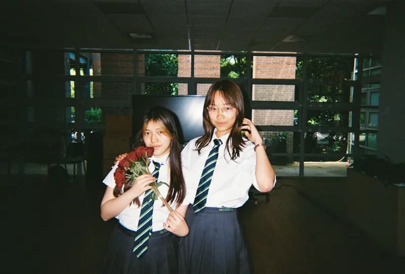 Film photograph shot on Fujicolor 400 with a Fujifilm QuickSnap Flash 400 by JJ Wang