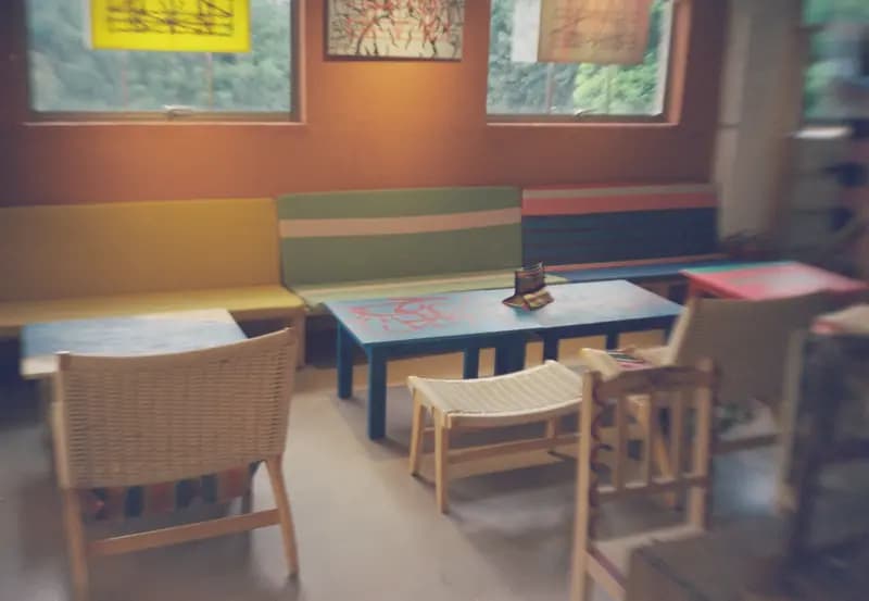 Film photograph shot on Kodak Vision3 250D with an Olympus Mju-I by CJ Liu