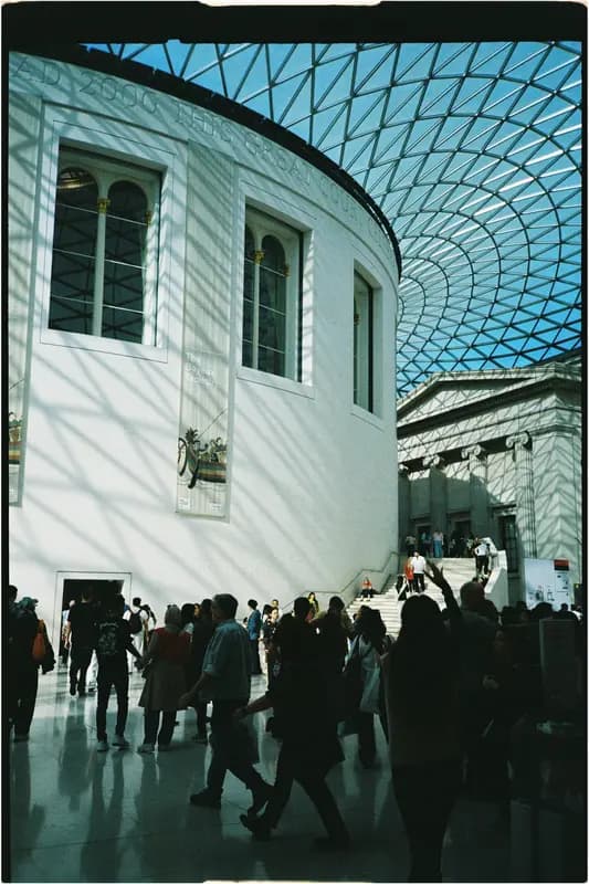 Film photograph shot on Kodak UltraMax 400 with a Konica Big Mini BM-201 by Zigao Wang